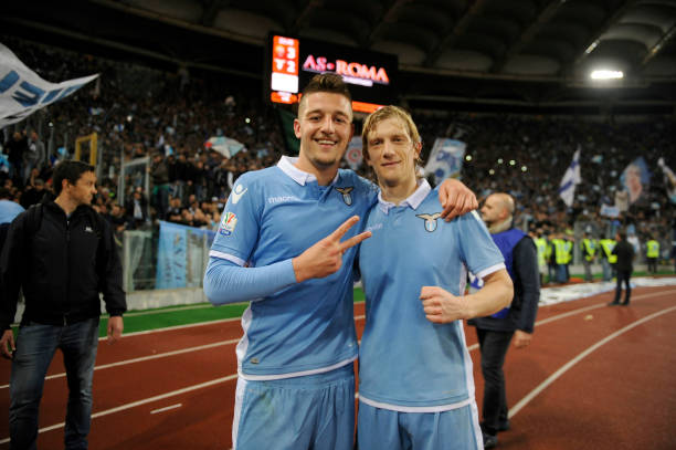 年轻且具备 年轻且具备